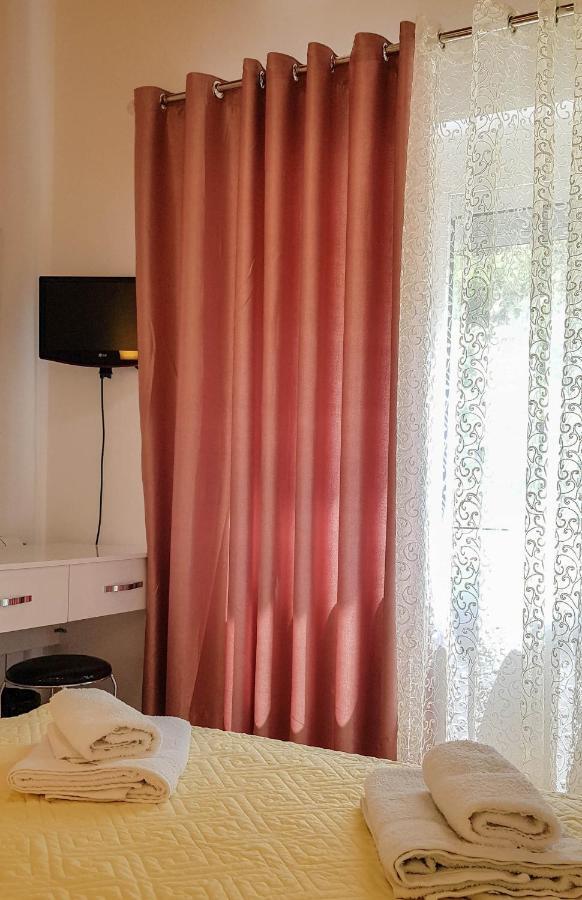 Villa Goliku Pestani Zewnętrze zdjęcie