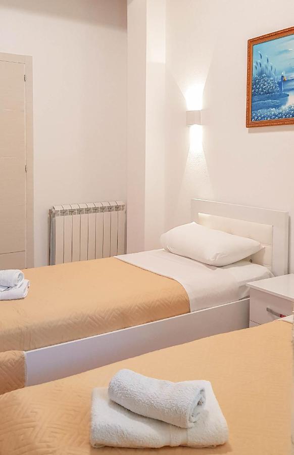 Villa Goliku Pestani Zewnętrze zdjęcie