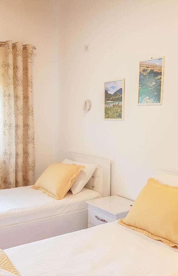 Villa Goliku Pestani Zewnętrze zdjęcie