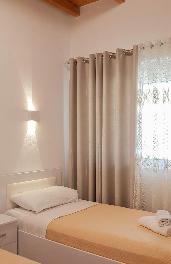 Villa Goliku Pestani Zewnętrze zdjęcie