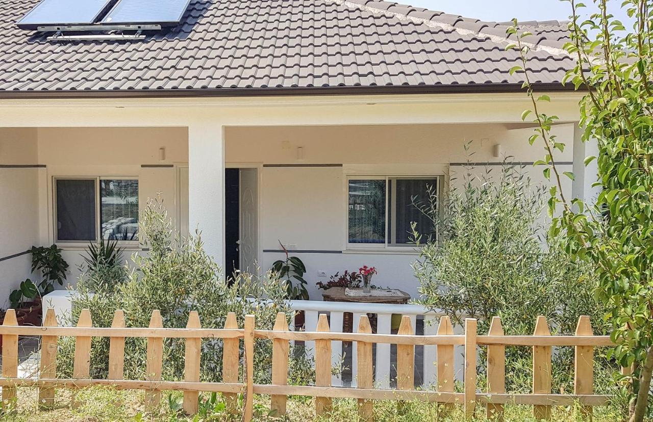 Villa Goliku Pestani Zewnętrze zdjęcie